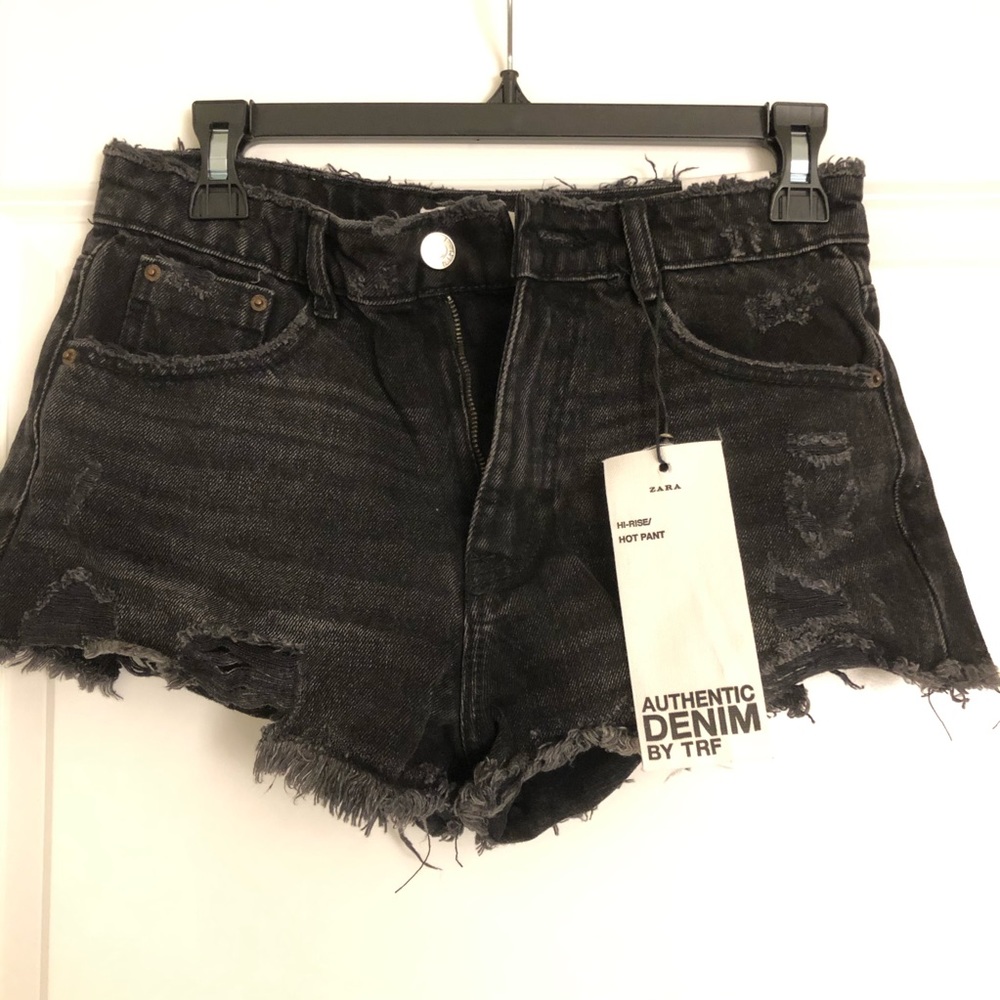 Zara by TRF ripped denim shorts (new with tags)